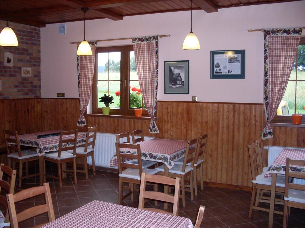 Penzion Jizerka Jablonec nad Nisou Esterno foto