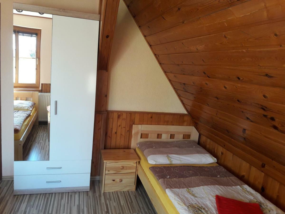 Penzion Jizerka Jablonec nad Nisou Esterno foto